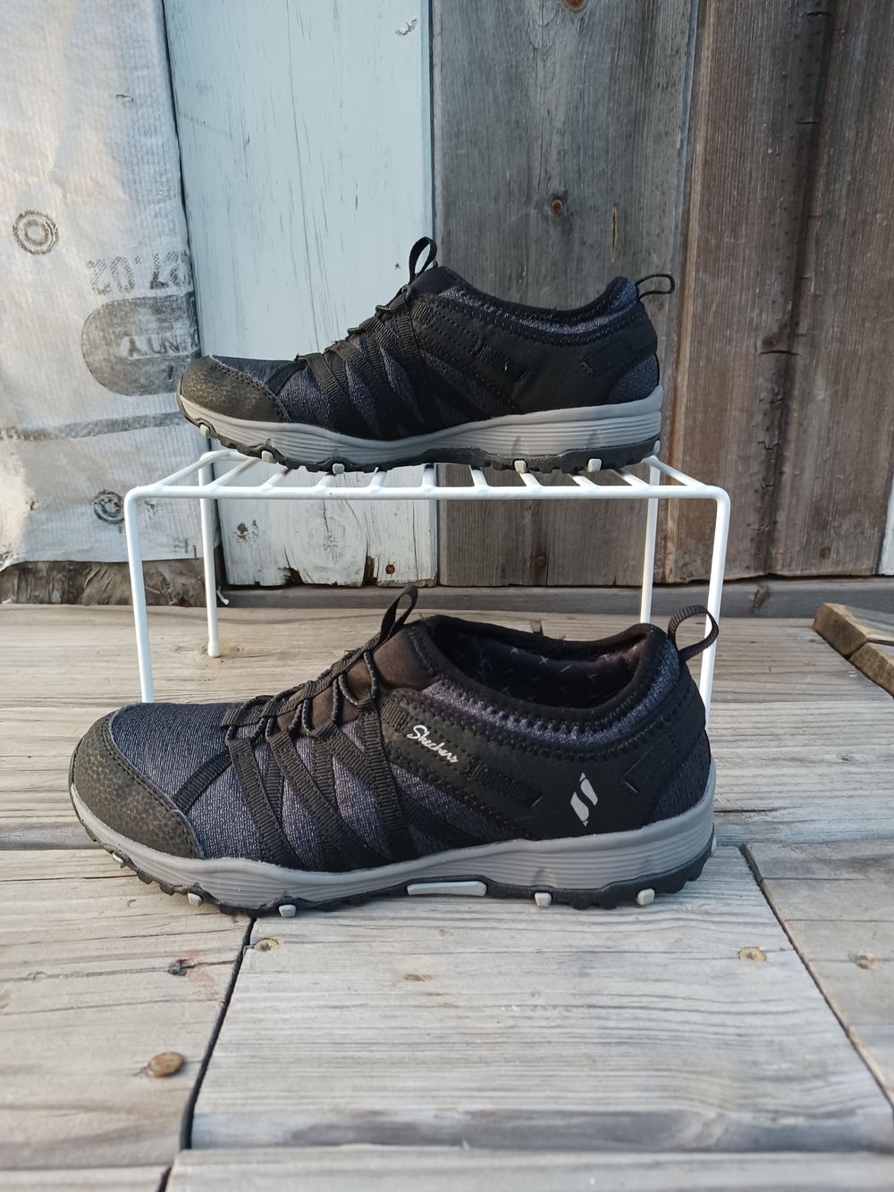 NWOB Skechers Seager Hiker Topanga Casual Size 6.5